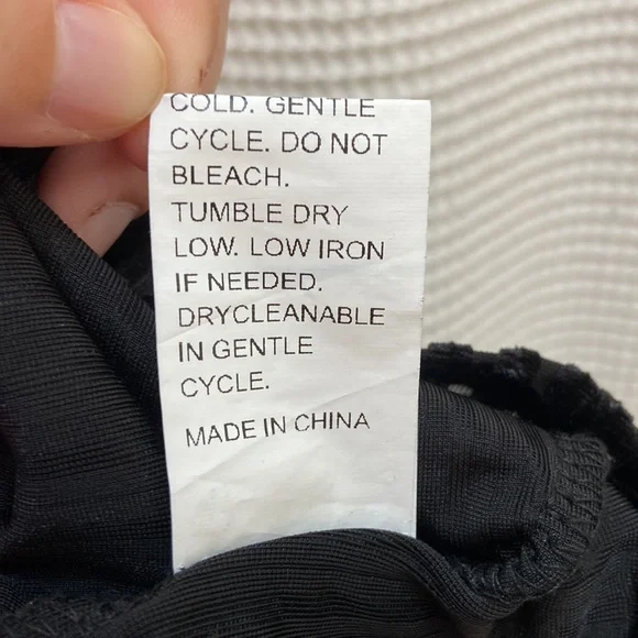 Women’s SHEIN polka dot mesh one-shoulder black velvet blouse. Size M. - Picture 13 of 13